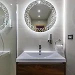 Luxury Lorena With Heated Pool, Jacuzzi,sauna And Seaview *