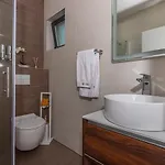 Luxury Lorena With Heated Pool, Jacuzzi,sauna And Seaview Villa *
