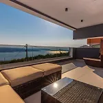 Luxury Lorena With Heated Pool, Jacuzzi,sauna And Seaview * Crikvenica