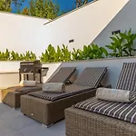 Luxury Lorena With Heated Pool, Jacuzzi,sauna And Seaview * Crikvenica