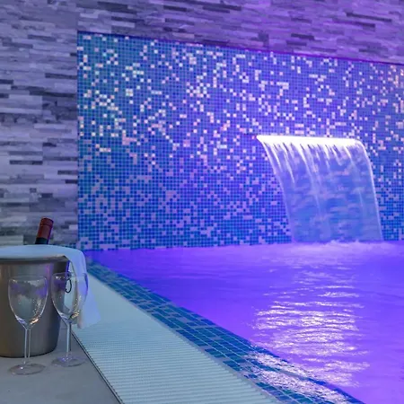 וילה Luxury Lorena With Heated Pool, Jacuzzi,sauna And Seaview *
