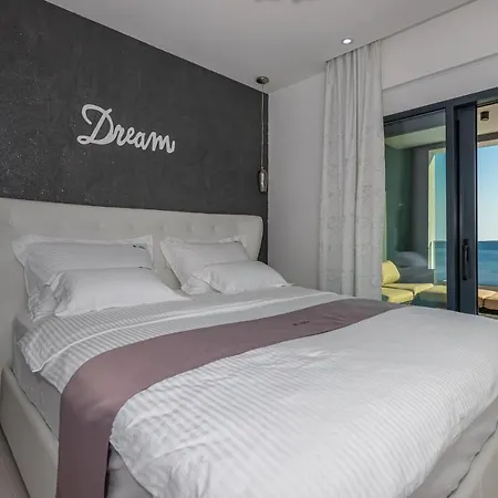 וילה Luxury Lorena With Heated Pool, Jacuzzi,sauna And Seaview