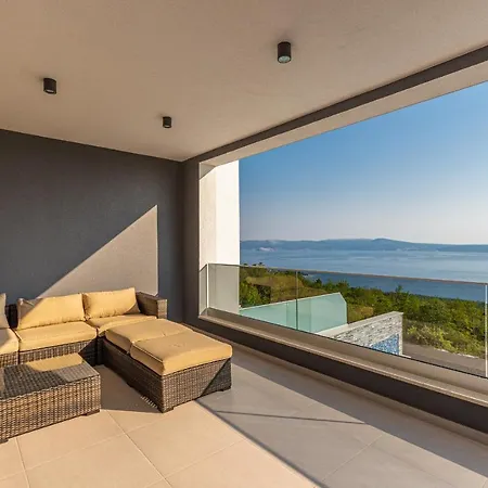 וילה Luxury Lorena With Heated Pool, Jacuzzi,sauna And Seaview