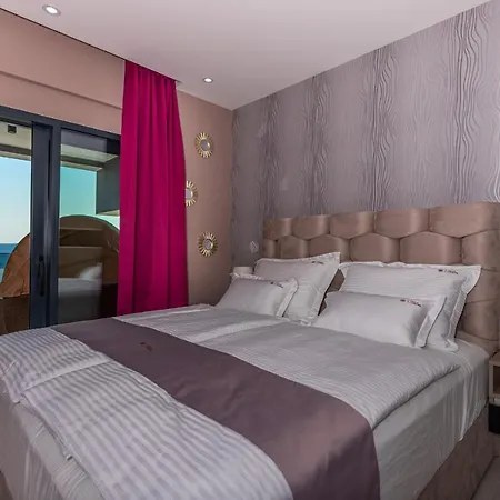 Luxury Lorena With Heated Pool, Jacuzzi,sauna And Seaview וילה