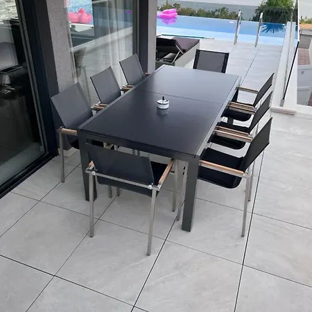 וילה Luxury Lorena With Heated Pool, Jacuzzi,sauna And Seaview