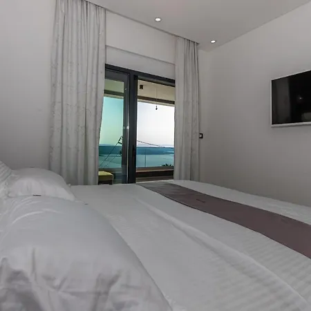 Villa Luxury Lorena With Heated Pool, Jacuzzi,sauna And Seaview *