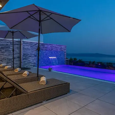 Luxury Lorena With Heated Pool, Jacuzzi,sauna And Seaview *
