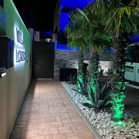 Luxury Lorena With Heated Pool, Jacuzzi,sauna And Seaview