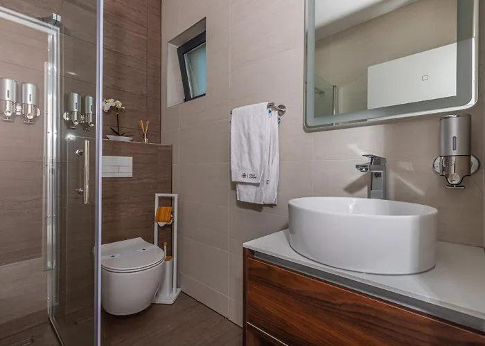 Luxury Lorena With Heated Pool, Jacuzzi,sauna And Seaview ヴィラ *