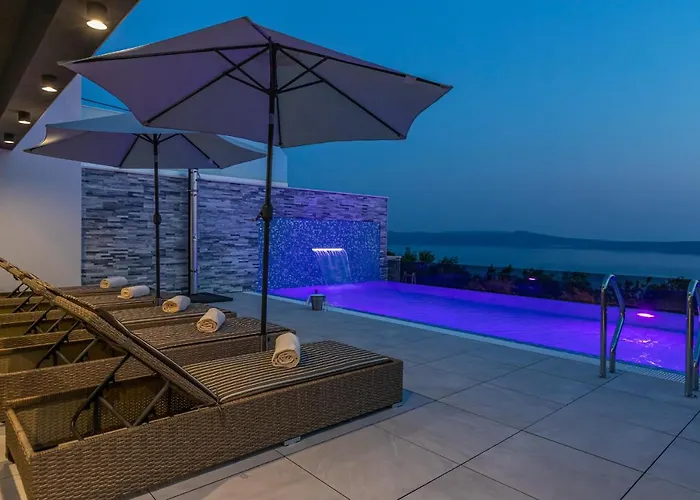 Luxury Lorena With Heated Pool, Jacuzzi,sauna And Seaview *