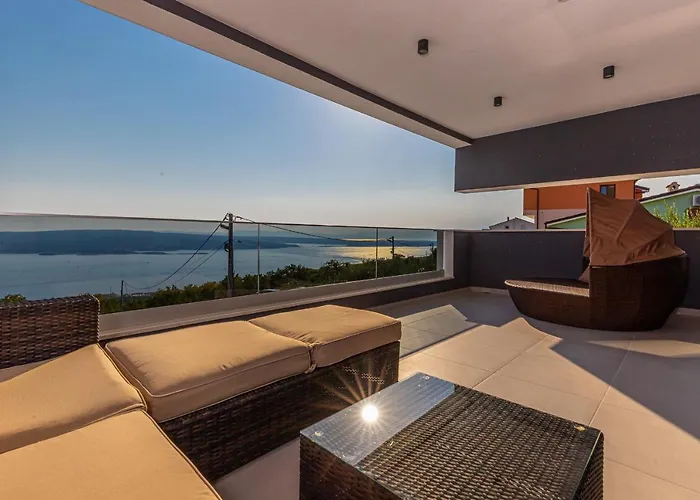 Luxury Lorena With Heated Pool, Jacuzzi,sauna And Seaview * ツリクヴェニツァ