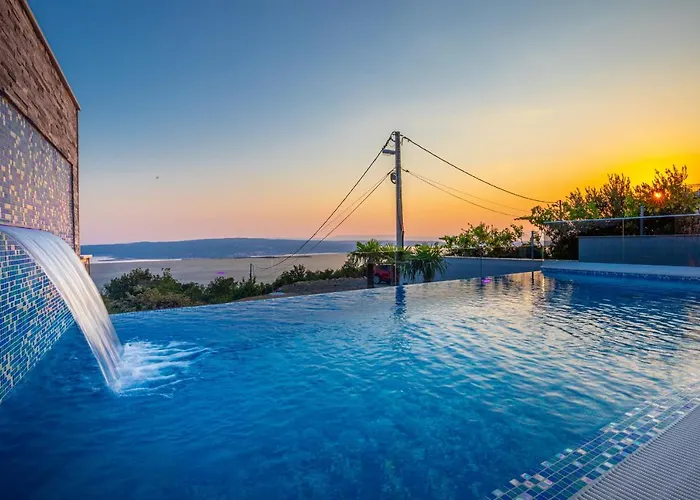 Luxury Lorena With Heated Pool, Jacuzzi,sauna And Seaview ツリクヴェニツァ