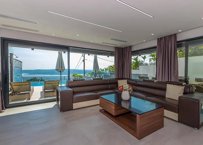 Luxury Lorena With Heated Pool, Jacuzzi,sauna And Seaview * ツリクヴェニツァ